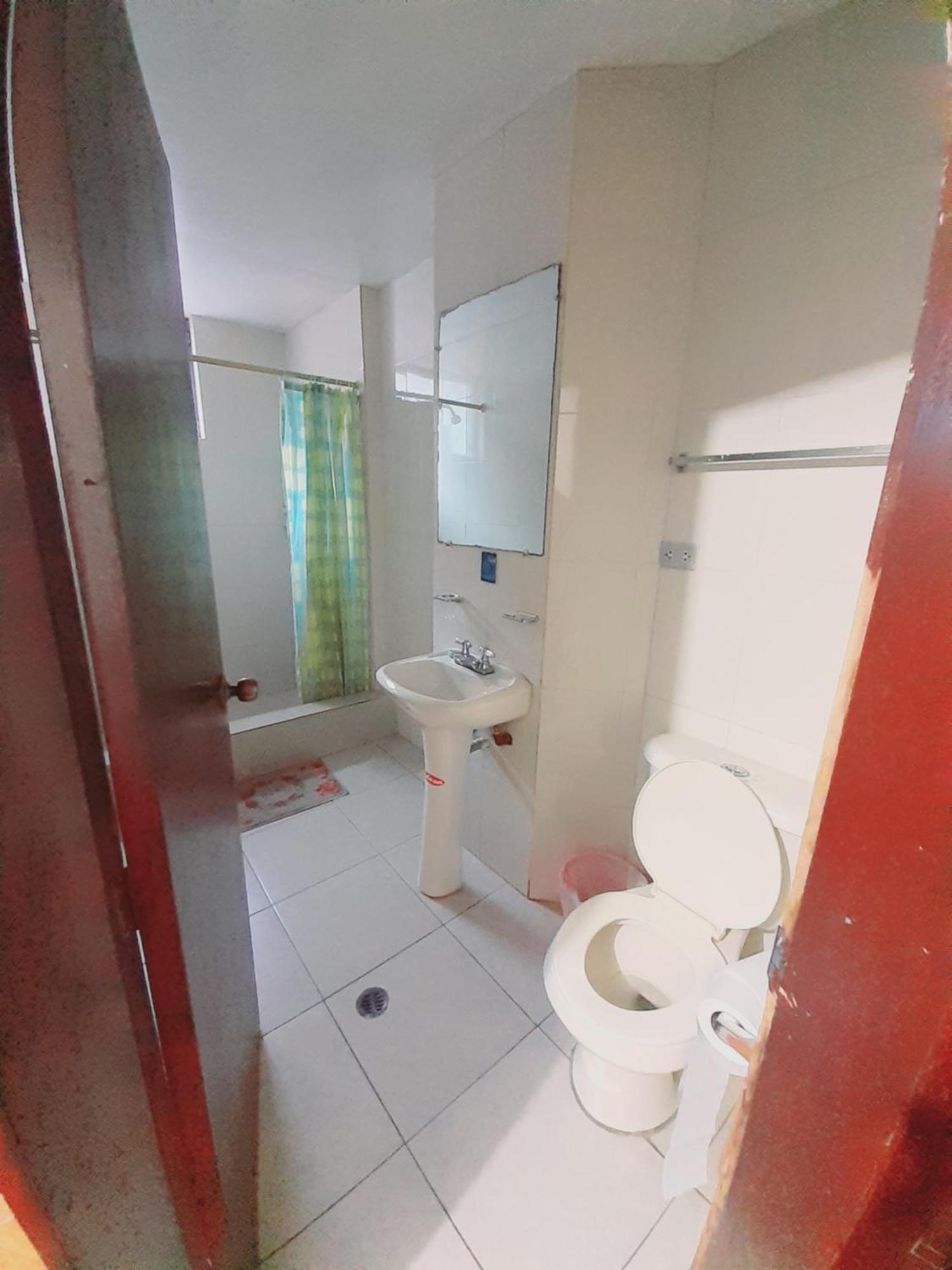 Hostal Central Latacunga Habitación foto